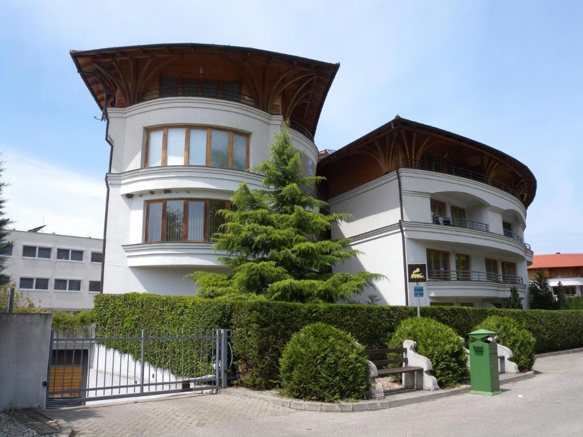 Apartment In Balatonlelle/Balaton 19185 Zewnętrze zdjęcie